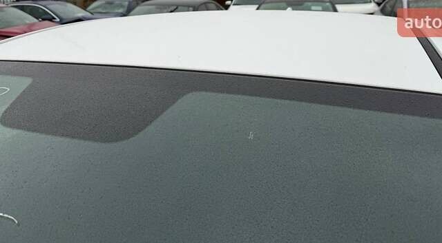 Білий Хендай Елантра, об'ємом двигуна 2 л та пробігом 96 тис. км за 9200 $, фото 5 на Automoto.ua