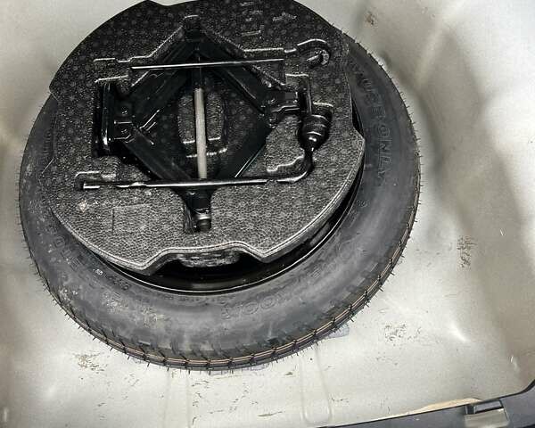 Білий Хендай Елантра, об'ємом двигуна 2 л та пробігом 56 тис. км за 16800 $, фото 23 на Automoto.ua