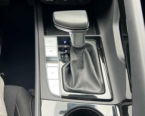 Білий Хендай Елантра, об'ємом двигуна 2 л та пробігом 56 тис. км за 16800 $, фото 15 на Automoto.ua