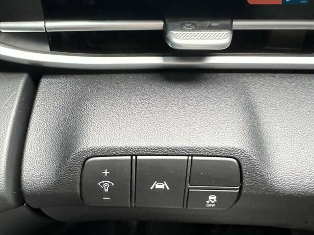 Білий Хендай Елантра, об'ємом двигуна 2 л та пробігом 56 тис. км за 16800 $, фото 10 на Automoto.ua