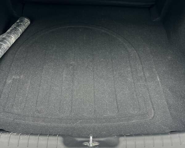 Білий Хендай Елантра, об'ємом двигуна 2 л та пробігом 56 тис. км за 16800 $, фото 22 на Automoto.ua