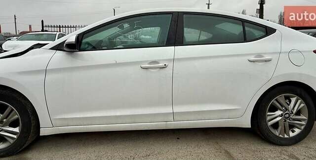Білий Хендай Елантра, об'ємом двигуна 2 л та пробігом 96 тис. км за 9200 $, фото 6 на Automoto.ua