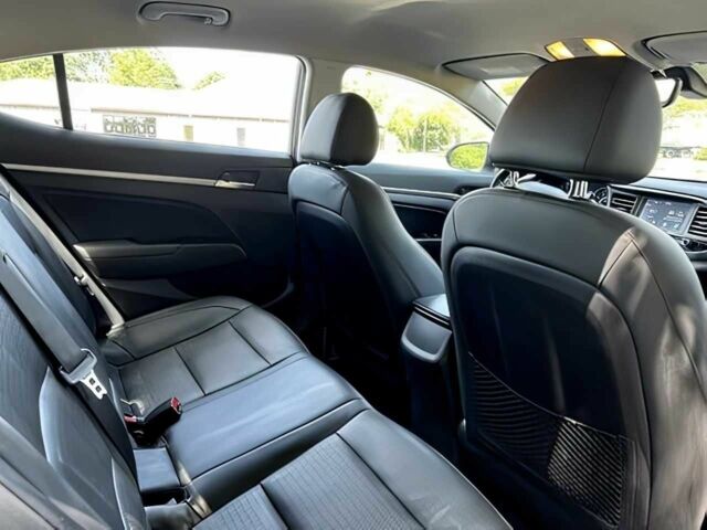 Белый Хендай Элантра, объемом двигателя 2 л и пробегом 34 тыс. км за 9400 $, фото 14 на Automoto.ua