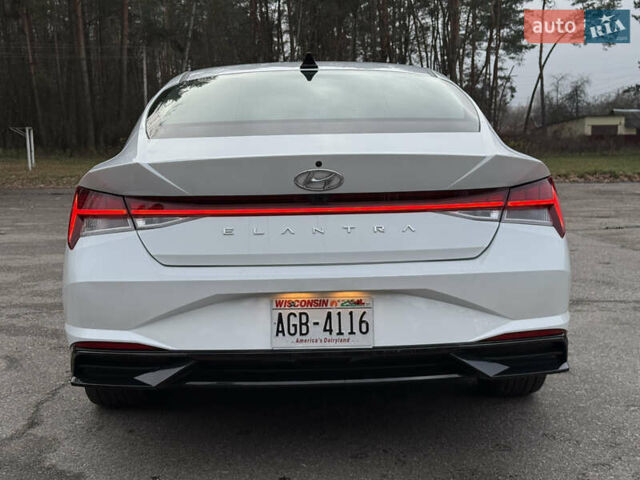 Білий Хендай Елантра, об'ємом двигуна 0 л та пробігом 55 тис. км за 18600 $, фото 5 на Automoto.ua