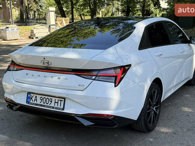 Белый Хендай Элантра, объемом двигателя 2 л и пробегом 25 тыс. км за 22500 $, фото 16 на Automoto.ua