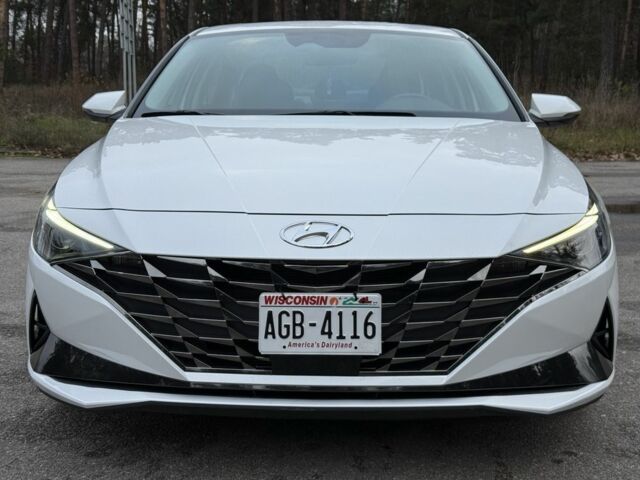 Белый Хендай Элантра, объемом двигателя 2 л и пробегом 55 тыс. км за 18600 $, фото 11 на Automoto.ua