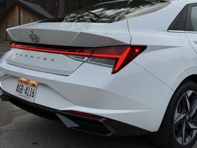 Белый Хендай Элантра, объемом двигателя 2 л и пробегом 55 тыс. км за 18600 $, фото 13 на Automoto.ua