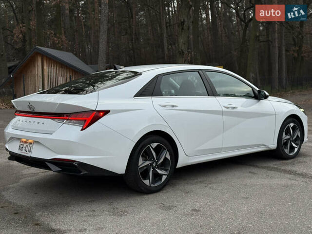 Білий Хендай Елантра, об'ємом двигуна 0 л та пробігом 55 тис. км за 18600 $, фото 7 на Automoto.ua