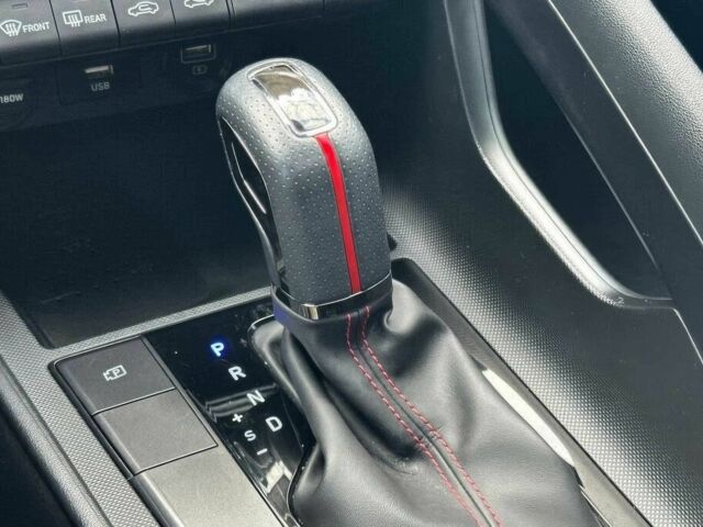 Белый Хендай Элантра, объемом двигателя 1.6 л и пробегом 21 тыс. км за 10800 $, фото 11 на Automoto.ua