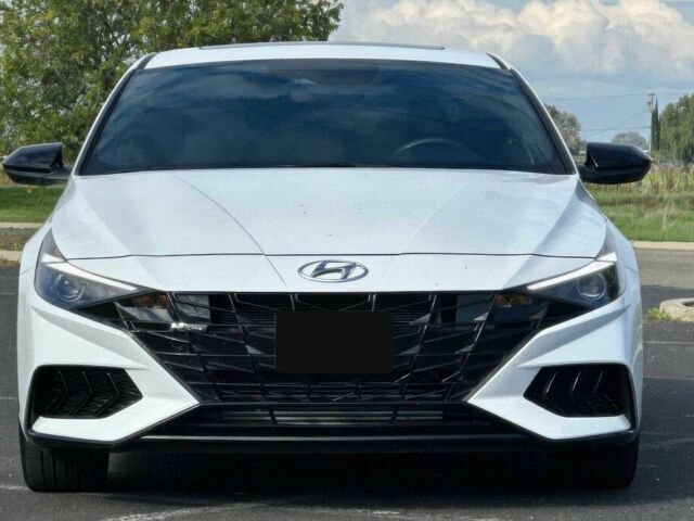 Белый Хендай Элантра, объемом двигателя 1.6 л и пробегом 21 тыс. км за 10800 $, фото 1 на Automoto.ua