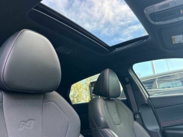 Белый Хендай Элантра, объемом двигателя 1.6 л и пробегом 21 тыс. км за 10800 $, фото 12 на Automoto.ua