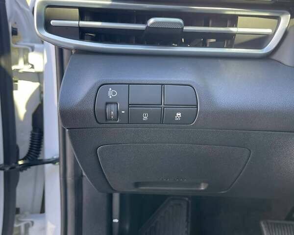 Белый Хендай Элантра, объемом двигателя 1.5 л и пробегом 1 тыс. км за 23900 $, фото 12 на Automoto.ua