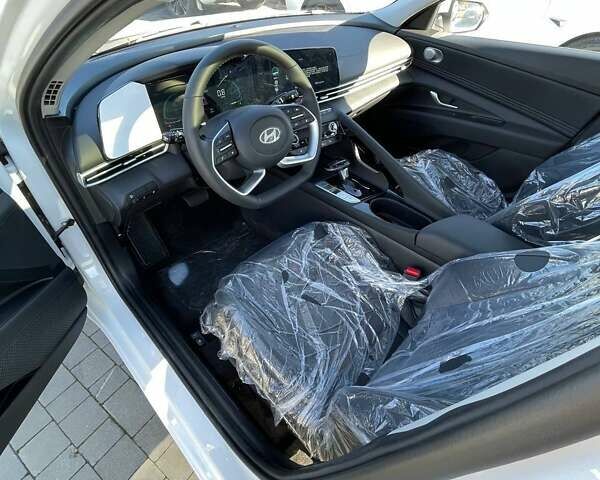 Белый Хендай Элантра, объемом двигателя 1.5 л и пробегом 1 тыс. км за 23900 $, фото 9 на Automoto.ua