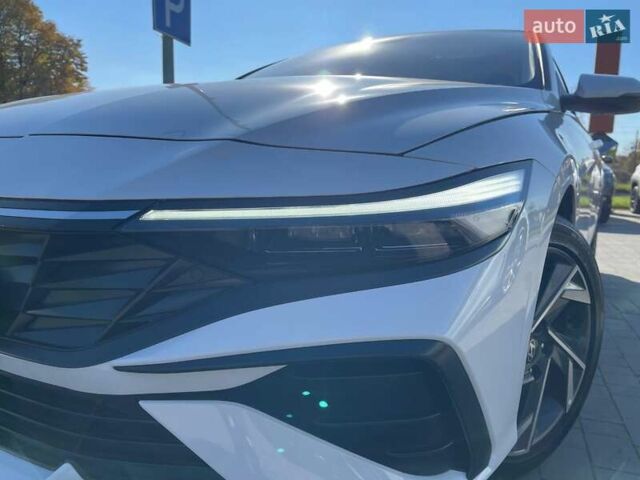 Белый Хендай Элантра, объемом двигателя 1.5 л и пробегом 1 тыс. км за 23900 $, фото 6 на Automoto.ua