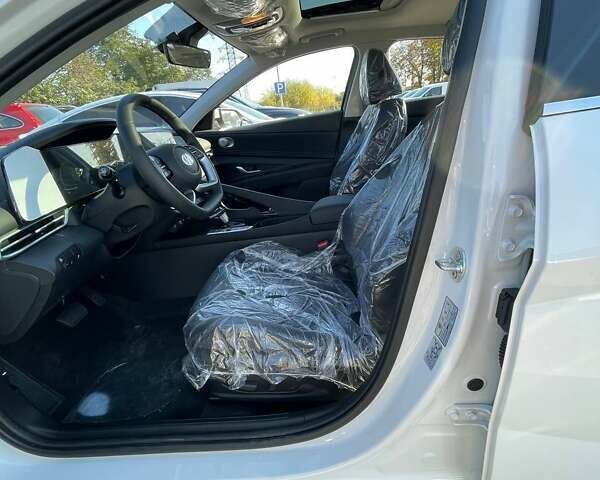 Белый Хендай Элантра, объемом двигателя 1.5 л и пробегом 1 тыс. км за 23900 $, фото 10 на Automoto.ua