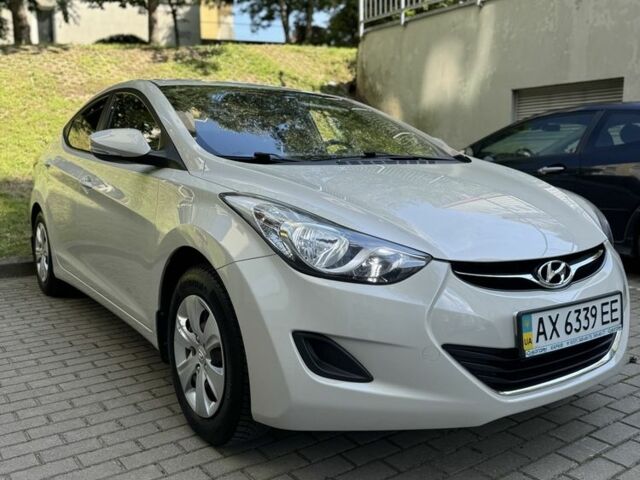 Бежевый Хендай Элантра, объемом двигателя 1.6 л и пробегом 85 тыс. км за 10000 $, фото 6 на Automoto.ua