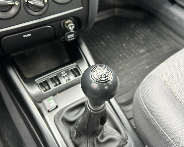 Бежевый Хендай Элантра, объемом двигателя 1.6 л и пробегом 83 тыс. км за 5400 $, фото 20 на Automoto.ua