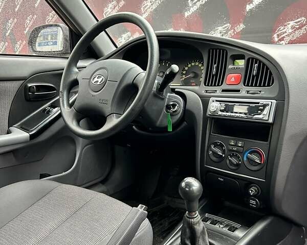 Бежевый Хендай Элантра, объемом двигателя 1.6 л и пробегом 83 тыс. км за 5400 $, фото 22 на Automoto.ua