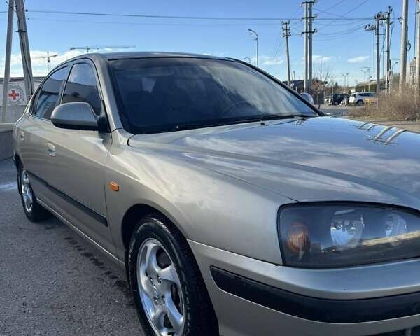 Бежевый Хендай Элантра, объемом двигателя 1.98 л и пробегом 320 тыс. км за 3000 $, фото 4 на Automoto.ua