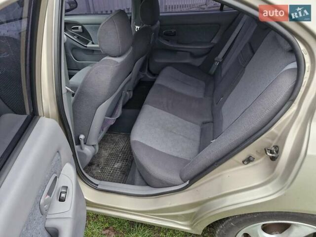 Бежевый Хендай Элантра, объемом двигателя 1.98 л и пробегом 320 тыс. км за 3000 $, фото 10 на Automoto.ua