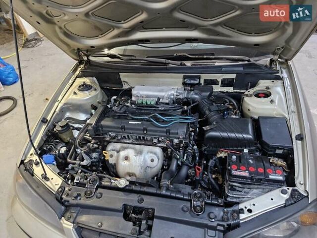 Бежевый Хендай Элантра, объемом двигателя 1.98 л и пробегом 320 тыс. км за 3300 $, фото 6 на Automoto.ua