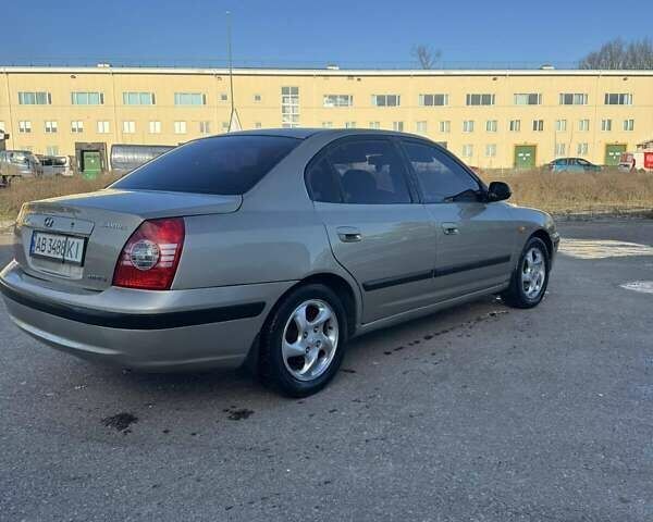 Бежевый Хендай Элантра, объемом двигателя 1.98 л и пробегом 320 тыс. км за 3000 $, фото 3 на Automoto.ua