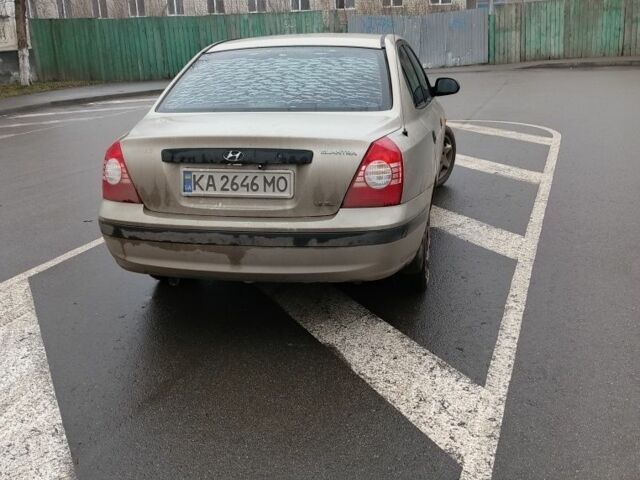 Бежевий Хендай Елантра, об'ємом двигуна 1.6 л та пробігом 262 тис. км за 3500 $, фото 6 на Automoto.ua