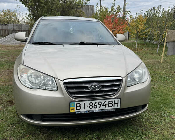 Бежевий Хендай Елантра, об'ємом двигуна 1.6 л та пробігом 174 тис. км за 6200 $, фото 5 на Automoto.ua