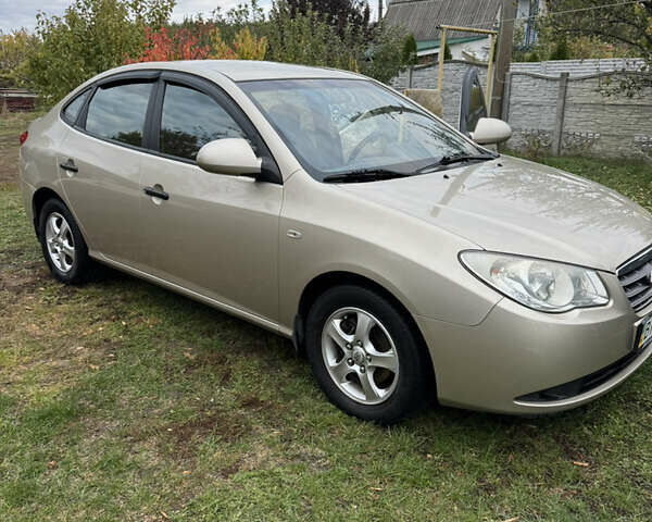 Бежевий Хендай Елантра, об'ємом двигуна 1.6 л та пробігом 174 тис. км за 6200 $, фото 7 на Automoto.ua