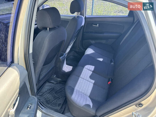 Бежевый Хендай Элантра, объемом двигателя 1.59 л и пробегом 270 тыс. км за 6500 $, фото 9 на Automoto.ua