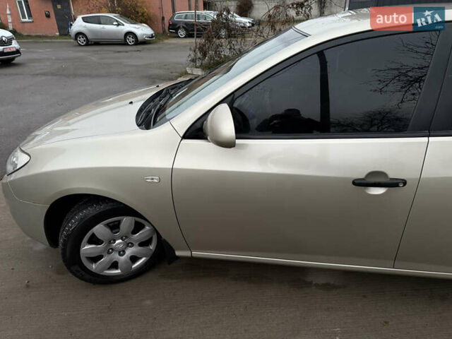Бежевий Хендай Елантра, об'ємом двигуна 1.59 л та пробігом 290 тис. км за 6400 $, фото 12 на Automoto.ua