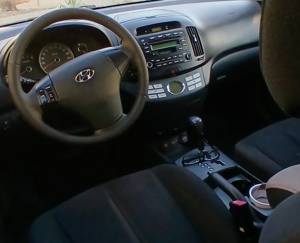 Бежевый Хендай Элантра, объемом двигателя 1.6 л и пробегом 240 тыс. км за 6000 $, фото 6 на Automoto.ua