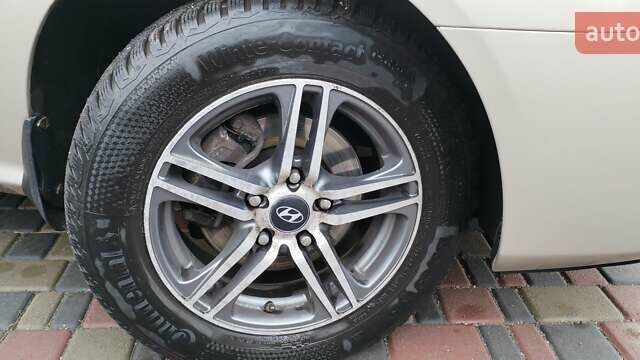 Хендай Элантра 2008 в Киеве на Automoto.ua Бежевый Хендай Элантра, объемом двигателя 1.59 л и пробегом 279 тыс. км за 6000 $, фото 9 на Automoto.ua