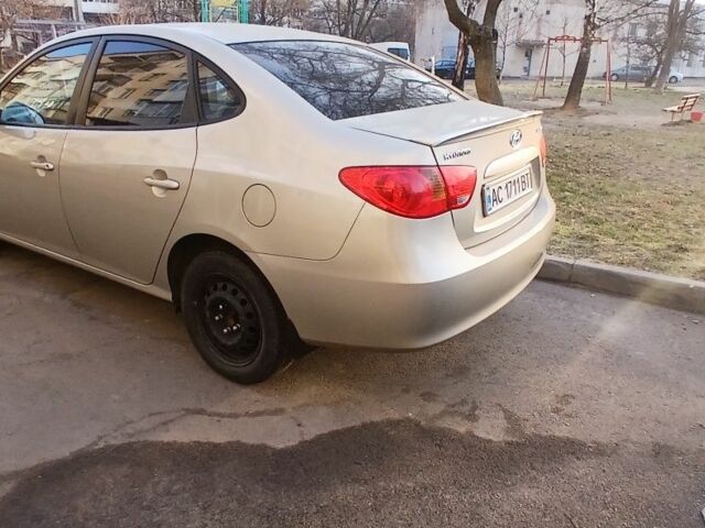 Бежевый Хендай Элантра, объемом двигателя 1.6 л и пробегом 240 тыс. км за 6000 $, фото 2 на Automoto.ua