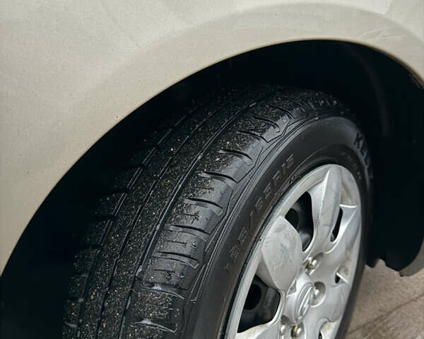 Бежевий Хендай Елантра, об'ємом двигуна 1.59 л та пробігом 290 тис. км за 6400 $, фото 20 на Automoto.ua