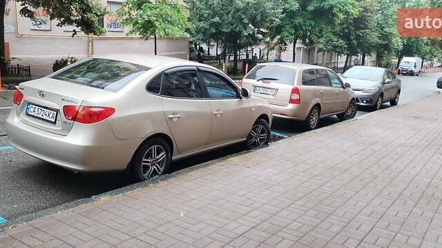 Хендай Элантра 2008 в Киеве на Automoto.ua Бежевый Хендай Элантра, объемом двигателя 1.59 л и пробегом 279 тыс. км за 6000 $, фото 12 на Automoto.ua