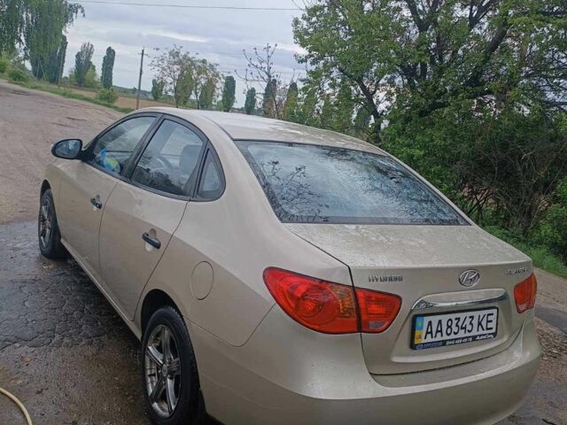 Бежевий Хендай Елантра, об'ємом двигуна 1.6 л та пробігом 142 тис. км за 6900 $, фото 3 на Automoto.ua
