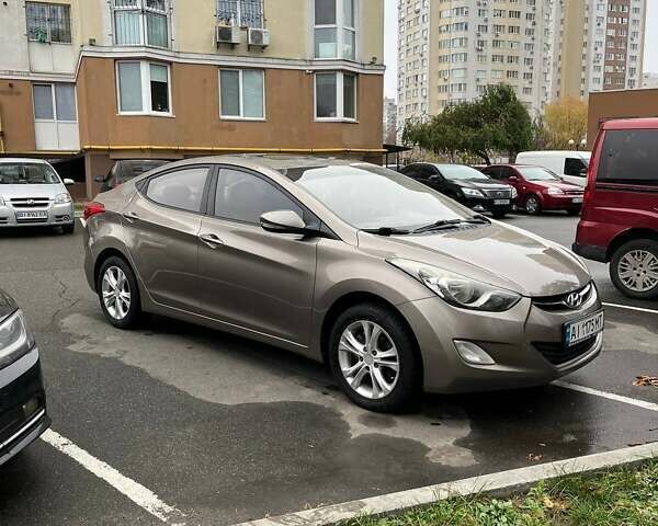 Бежевий Хендай Елантра, об'ємом двигуна 1.8 л та пробігом 158 тис. км за 9200 $, фото 3 на Automoto.ua