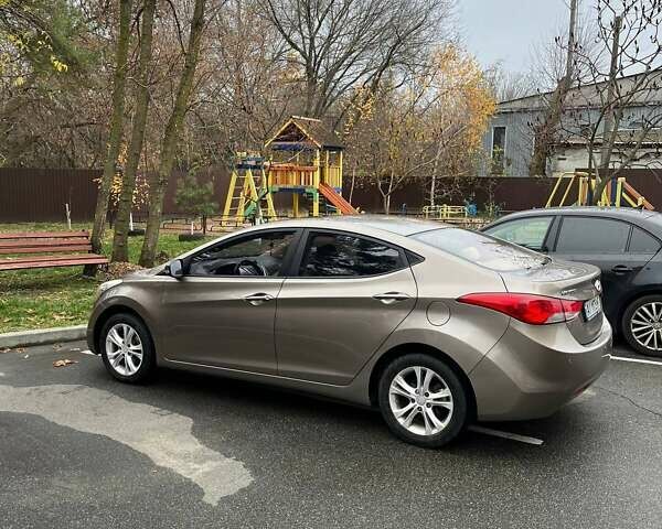 Бежевий Хендай Елантра, об'ємом двигуна 1.8 л та пробігом 158 тис. км за 9200 $, фото 6 на Automoto.ua