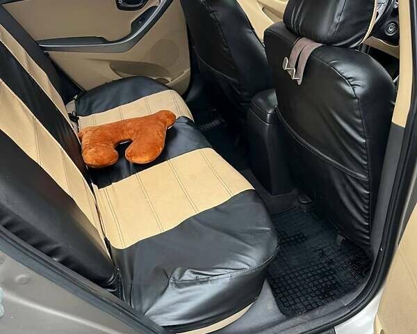 Бежевий Хендай Елантра, об'ємом двигуна 1.8 л та пробігом 158 тис. км за 9200 $, фото 12 на Automoto.ua