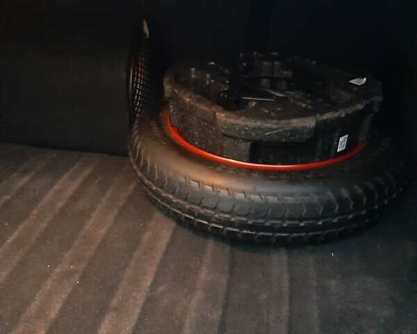 Бежевий Хендай Елантра, об'ємом двигуна 1.59 л та пробігом 137 тис. км за 8400 $, фото 26 на Automoto.ua