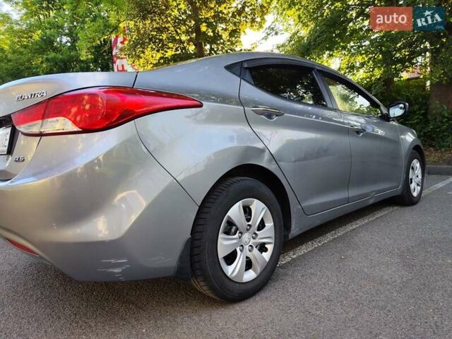 Бежевый Хендай Элантра, объемом двигателя 1.59 л и пробегом 233 тыс. км за 7500 $, фото 10 на Automoto.ua