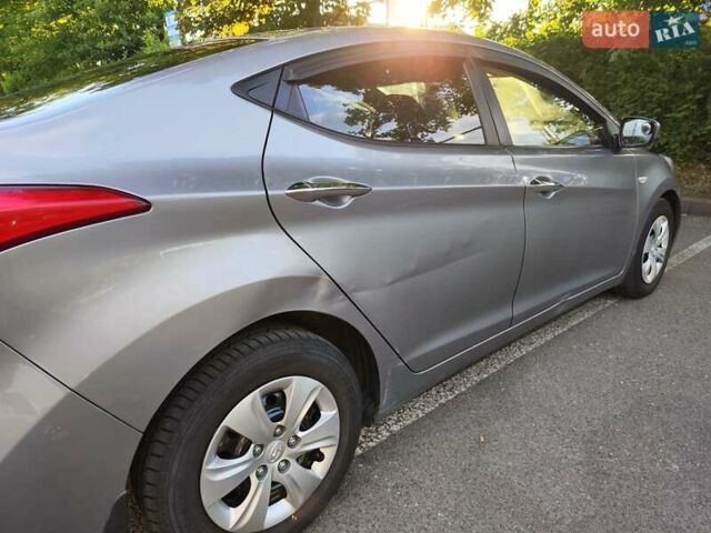 Бежевый Хендай Элантра, объемом двигателя 1.59 л и пробегом 233 тыс. км за 7500 $, фото 11 на Automoto.ua