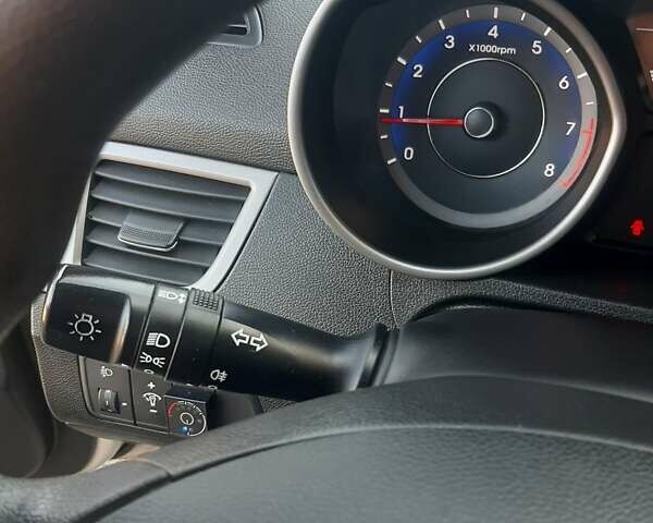 Бежевый Хендай Элантра, объемом двигателя 1.59 л и пробегом 137 тыс. км за 8700 $, фото 33 на Automoto.ua