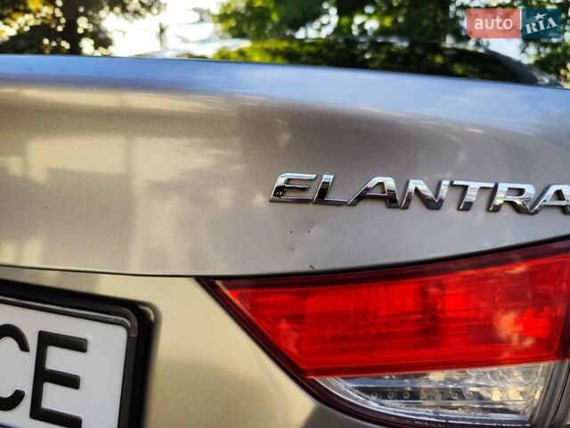 Бежевый Хендай Элантра, объемом двигателя 1.59 л и пробегом 233 тыс. км за 7500 $, фото 22 на Automoto.ua