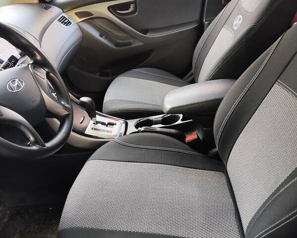 Бежевый Хендай Элантра, объемом двигателя 1.59 л и пробегом 233 тыс. км за 7500 $, фото 48 на Automoto.ua