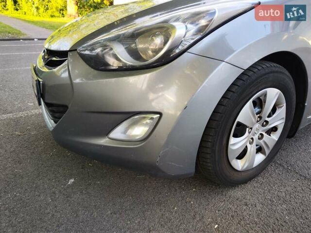 Бежевый Хендай Элантра, объемом двигателя 1.59 л и пробегом 233 тыс. км за 7500 $, фото 17 на Automoto.ua