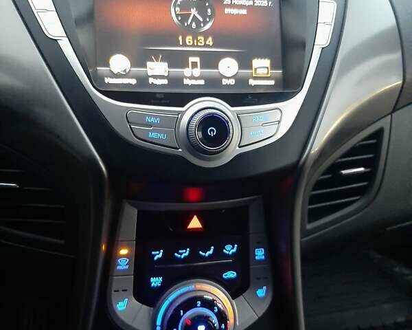 Бежевий Хендай Елантра, об'ємом двигуна 1.59 л та пробігом 137 тис. км за 8400 $, фото 20 на Automoto.ua