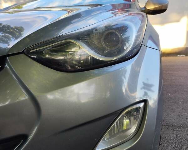 Бежевый Хендай Элантра, объемом двигателя 1.59 л и пробегом 233 тыс. км за 7500 $, фото 31 на Automoto.ua