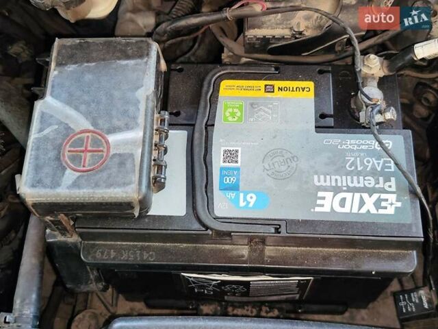 Бежевый Хендай Элантра, объемом двигателя 1.59 л и пробегом 233 тыс. км за 7500 $, фото 55 на Automoto.ua